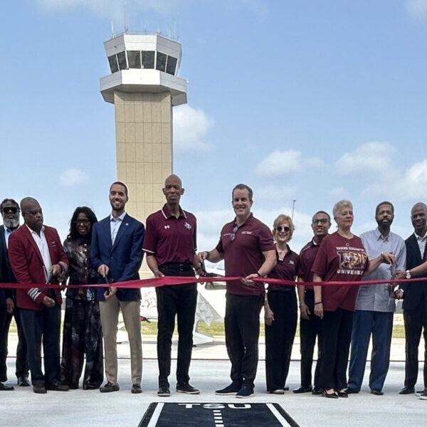 Texas Southern University cuts the ribbon on Texas Southern University at Houston Spaceport