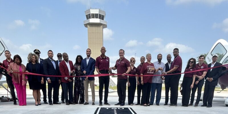 Texas Southern University cuts the ribbon on Texas Southern University at Houston Spaceport