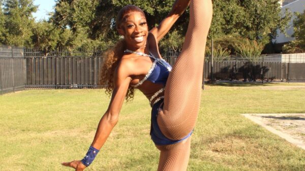 Kayla King in a Kick position